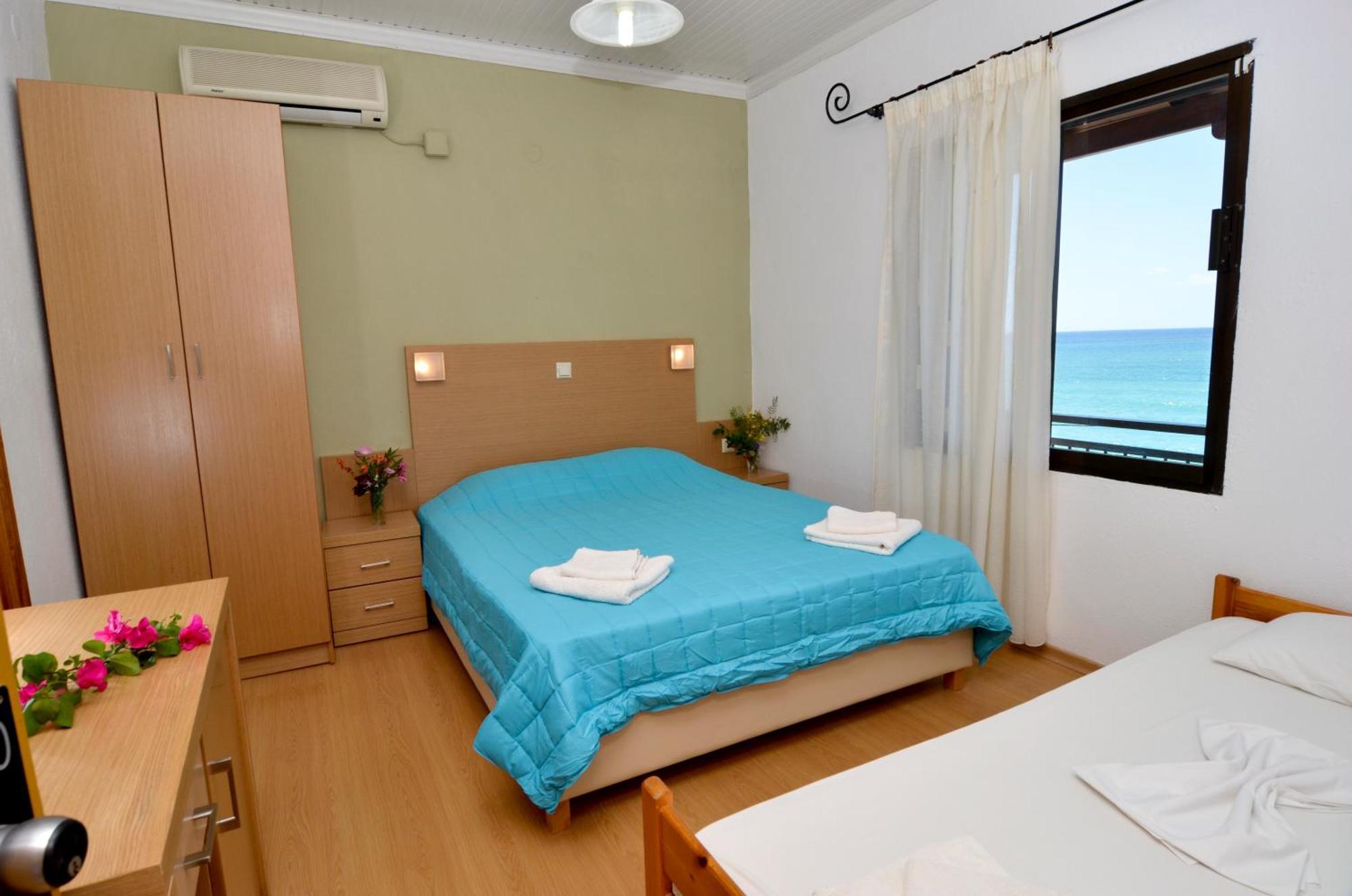 Esperia Hotel เปฟการี ภายนอก รูปภาพ